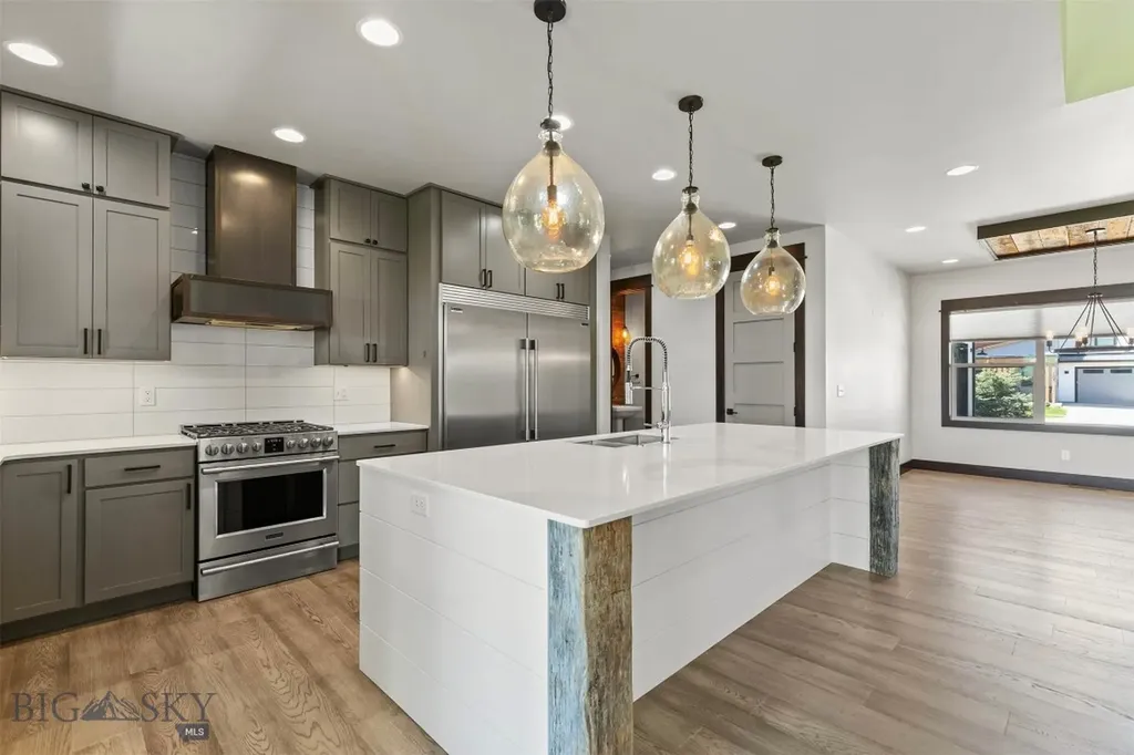 1410 Ryun Sun Way Bozeman MT 59718