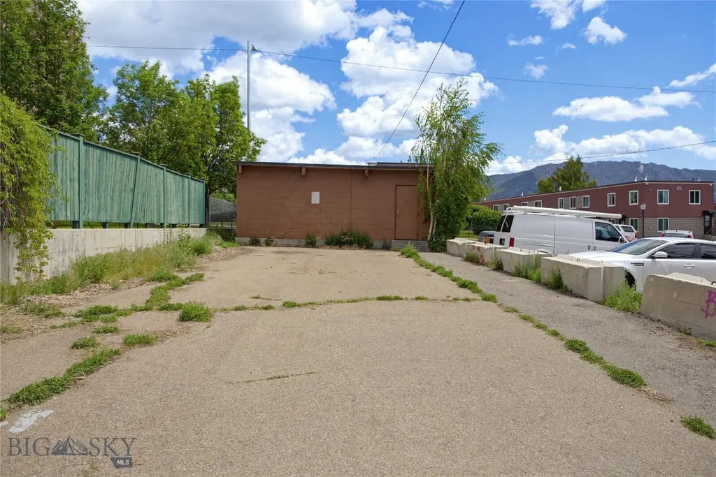 339 S Arizona Street Butte MT 59701
