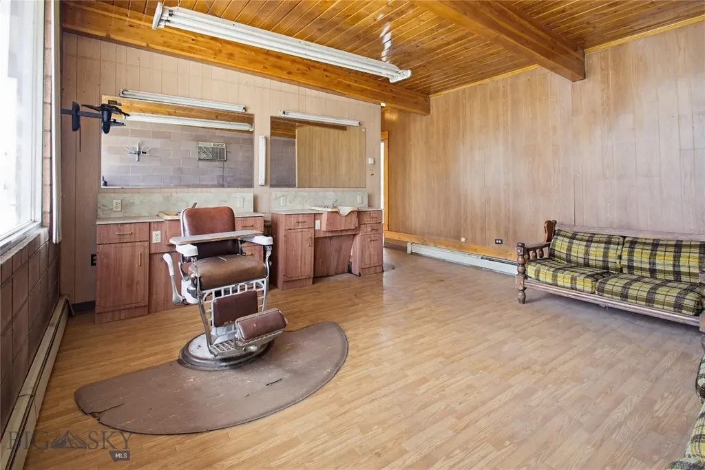 339 S Arizona Street Butte MT 59701