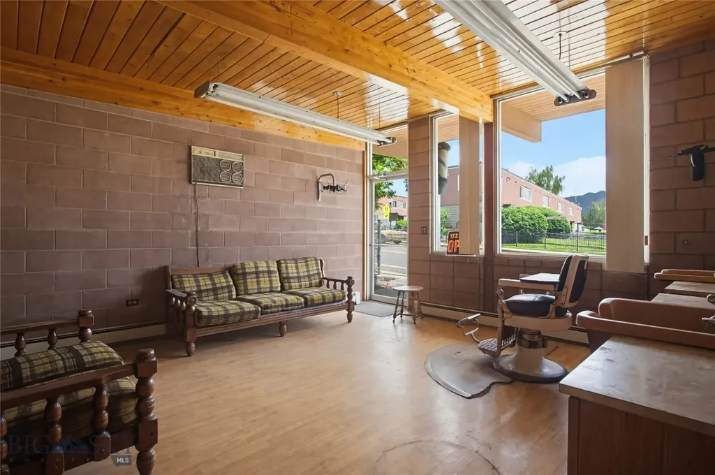 339 S Arizona Street Butte MT 59701