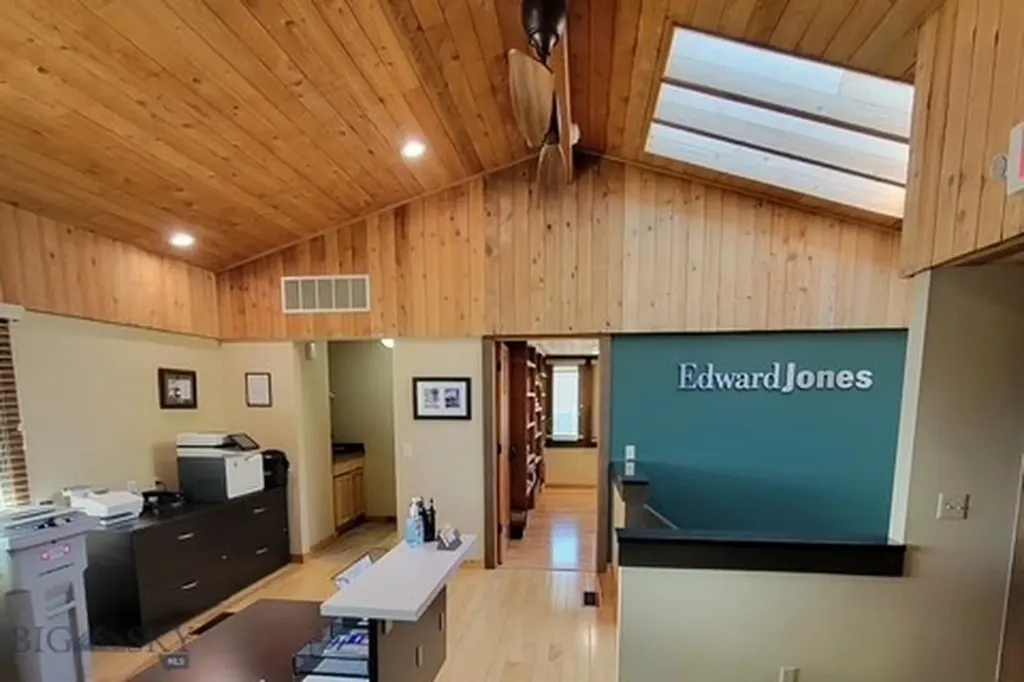 2415 13th Avenue S Great Falls MT 59405