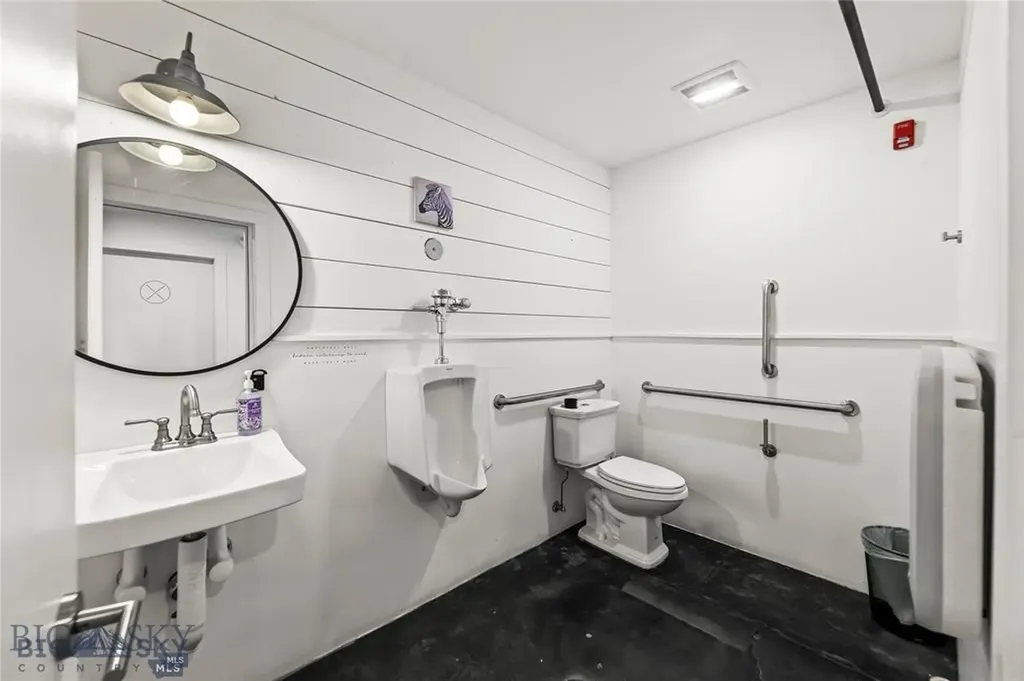 114 E Main Manhattan MT 59741