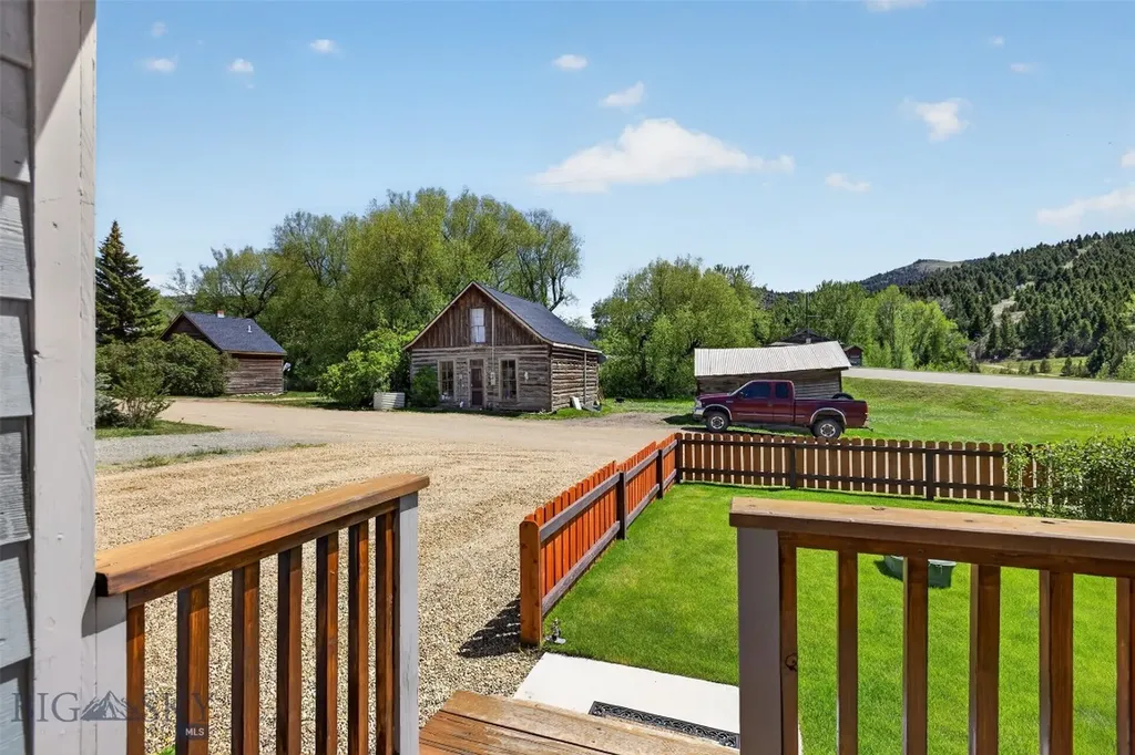 409 W Cover Street Virginia City MT 59755