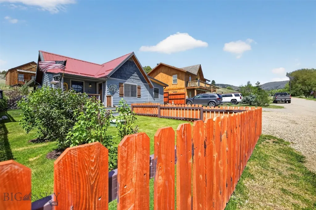 409 W Cover Street Virginia City MT 59755