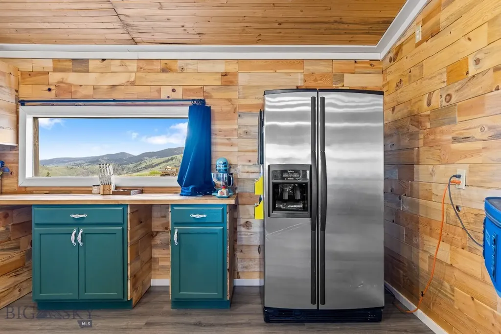 1435 Lone Wolf Trail Three Forks MT 59752