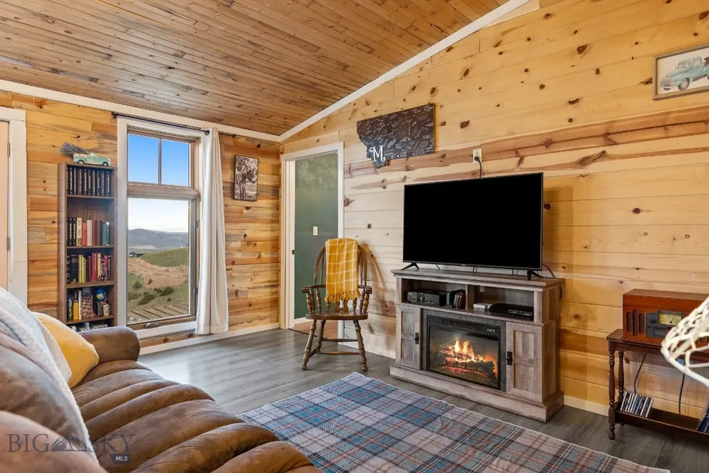 1435 Lone Wolf Trail Three Forks MT 59752