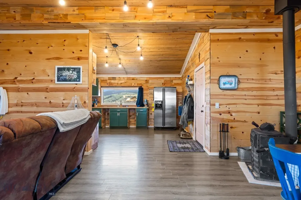 1435 Lone Wolf Trail Three Forks MT 59752