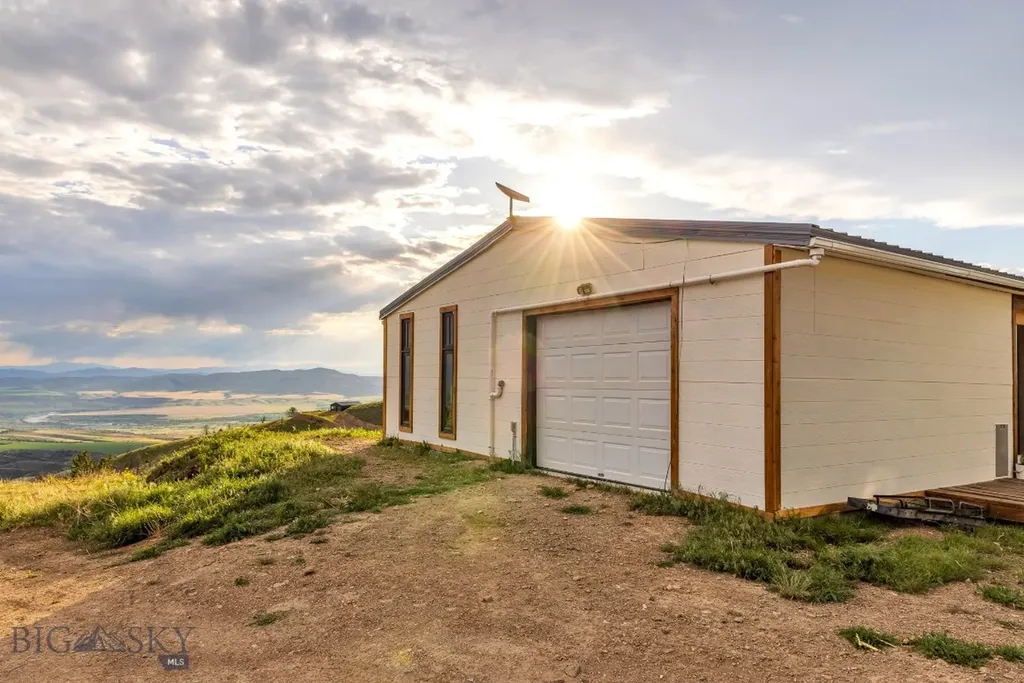 1435 Lone Wolf Trail Three Forks MT 59752