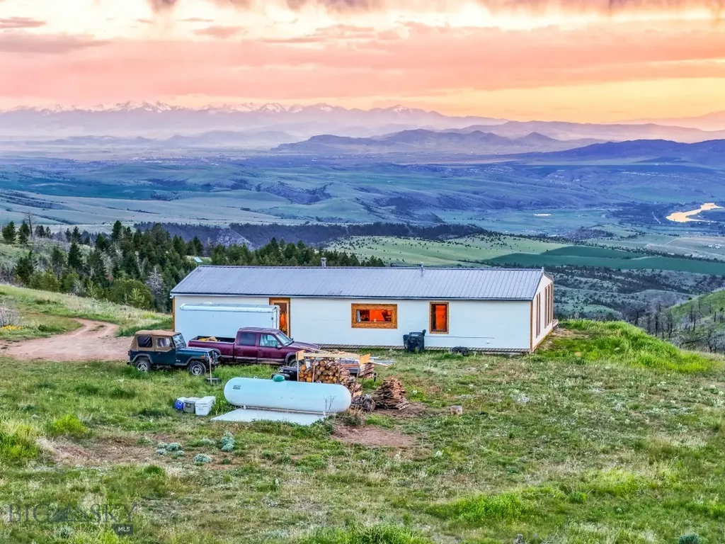 1435 Lone Wolf Trail Three Forks MT 59752