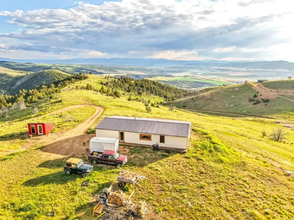 1435 Lone Wolf Trail Three Forks MT 59752
