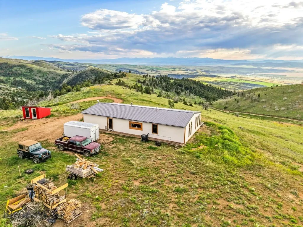 1435 Lone Wolf Trail Three Forks MT 59752