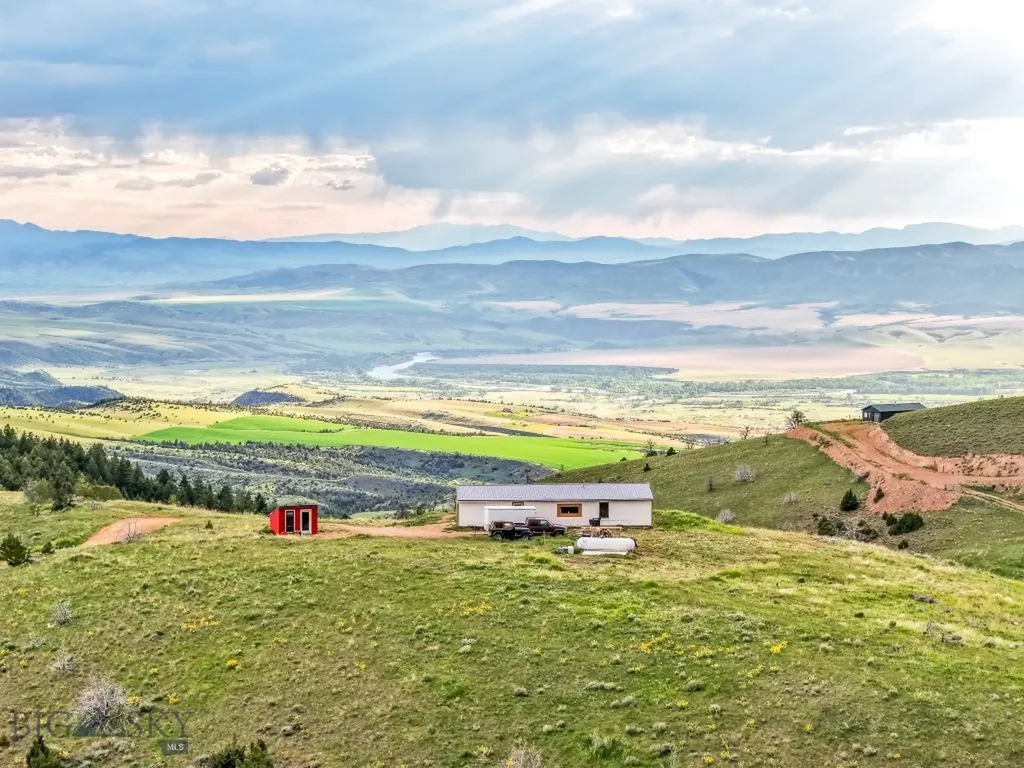 1435 Lone Wolf Trail Three Forks MT 59752