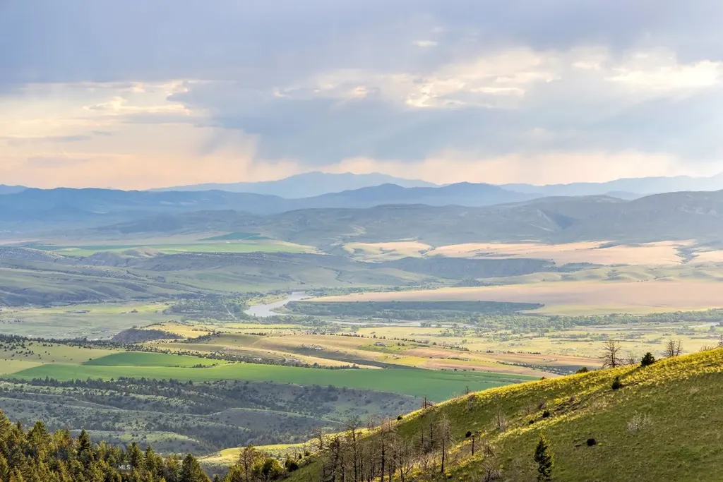 1435 Lone Wolf Trail Three Forks MT 59752