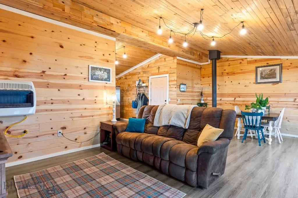 1435 Lone Wolf Trail Three Forks MT 59752