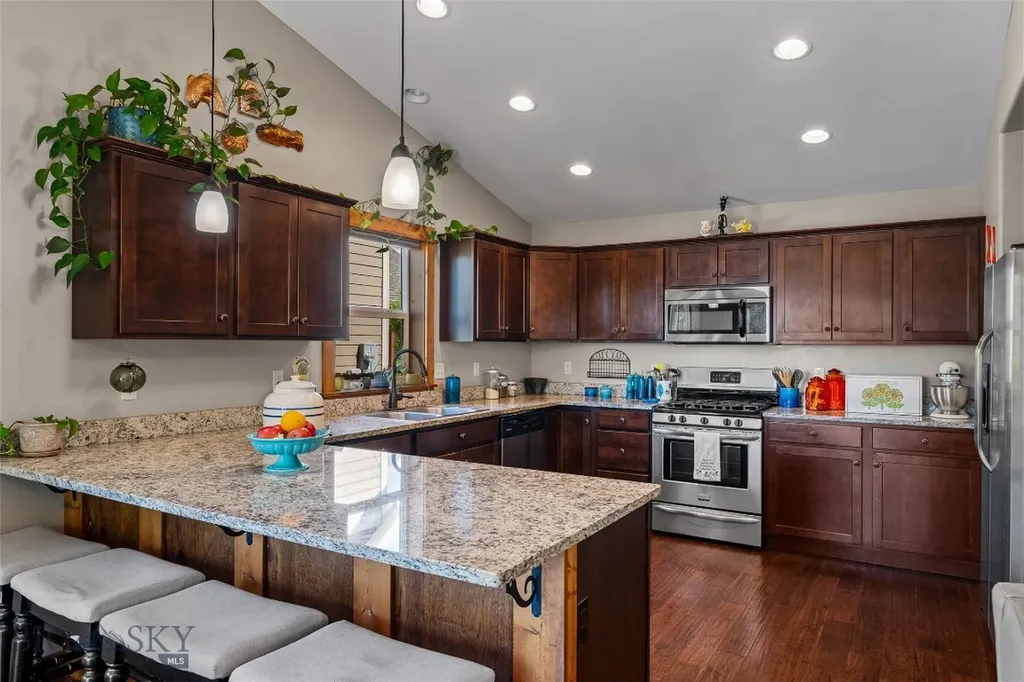 399 Ramshorn Peak Lane Bozeman MT 59718