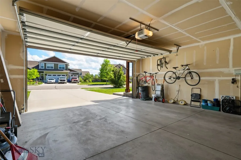 399 Ramshorn Peak Lane Bozeman MT 59718
