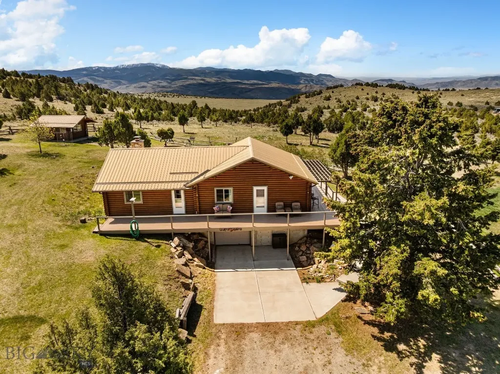 25 Sundowner Road Sheridan MT 59749