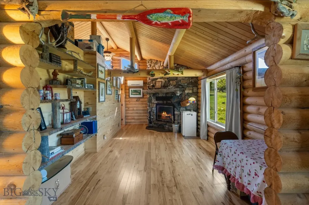25 Sundowner Road Sheridan MT 59749