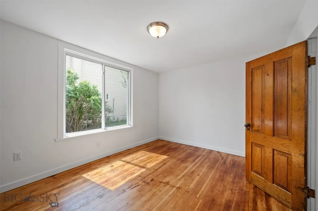 106 S I Livingston MT 59047