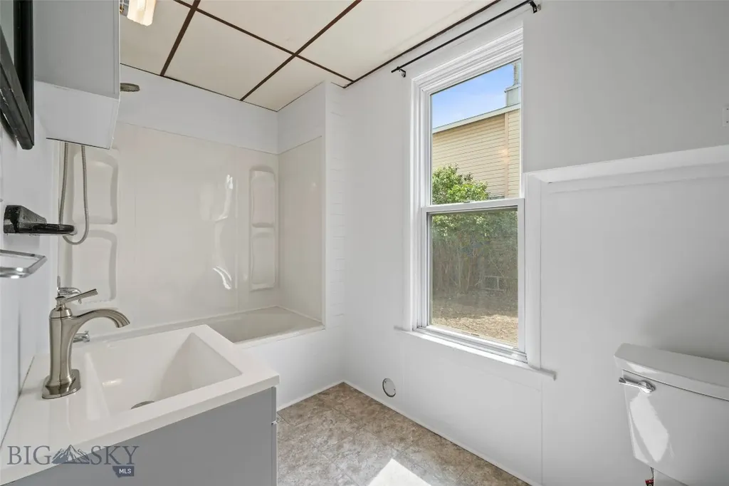 106 S I Livingston MT 59047