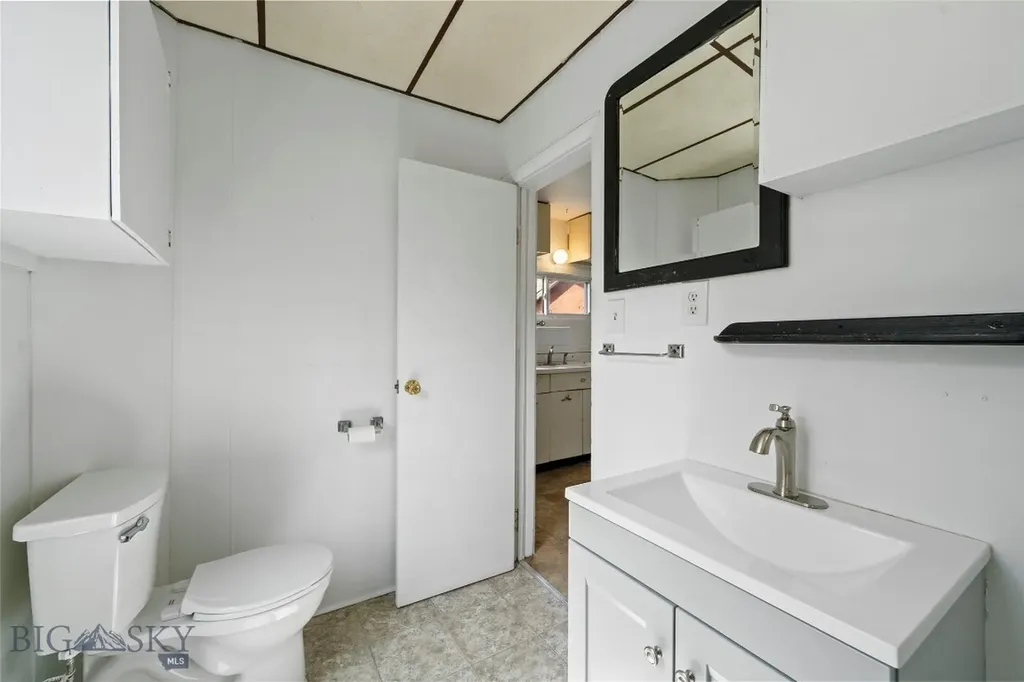 106 S I Livingston MT 59047