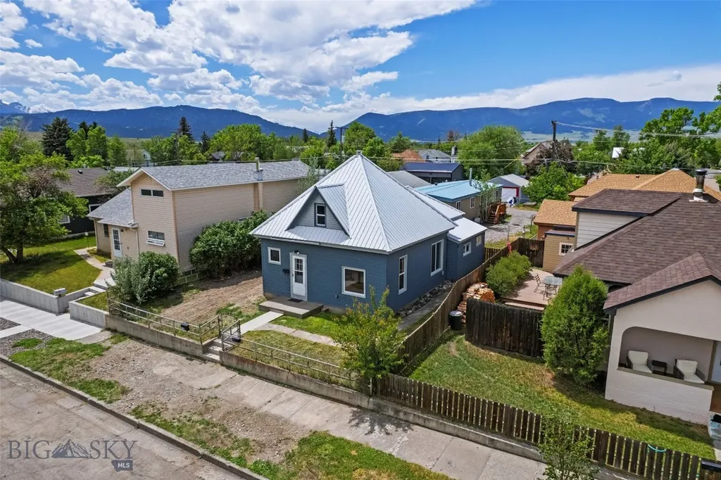 106 S I Livingston MT 59047