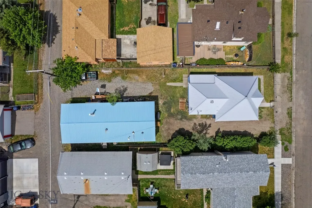 106 S I Livingston MT 59047