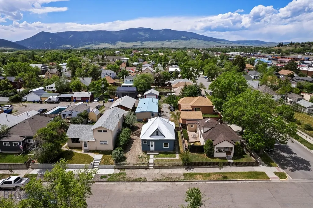 106 S I Livingston MT 59047