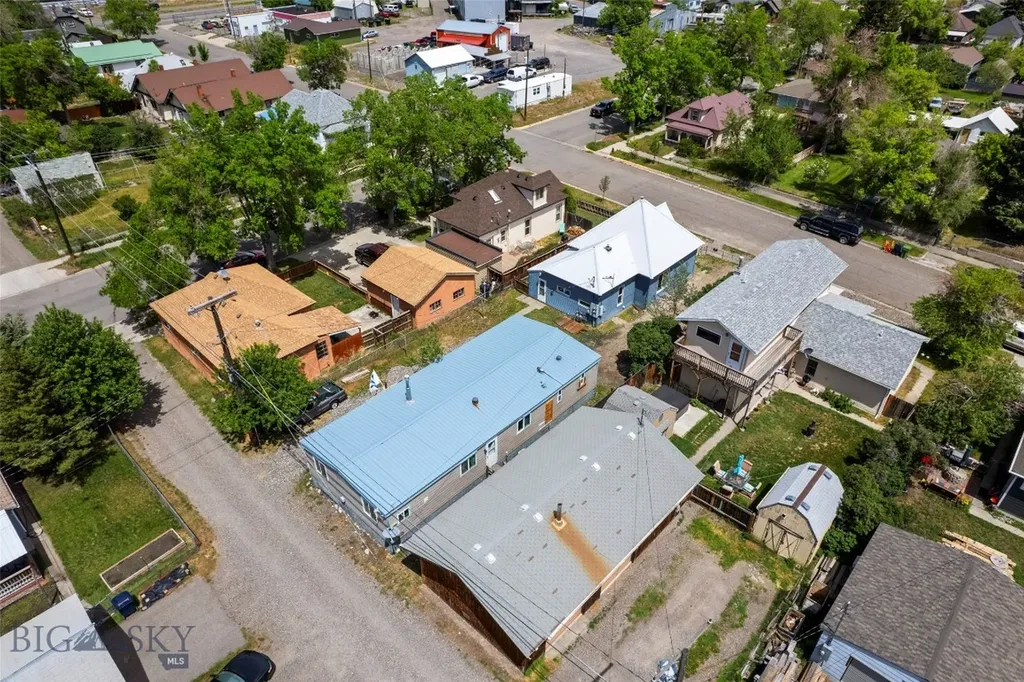 106 S I Livingston MT 59047