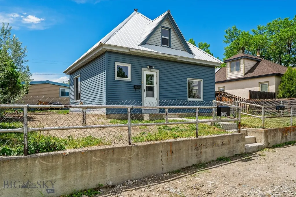106 S I Livingston MT 59047