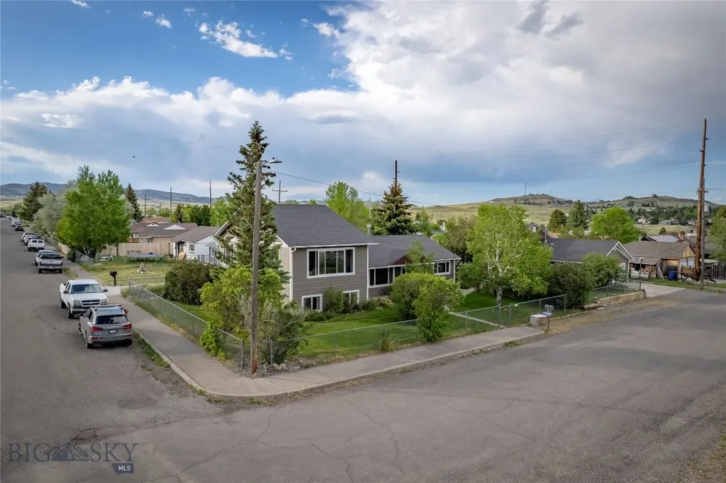 1020 W Gallatin Street Livingston MT 59047