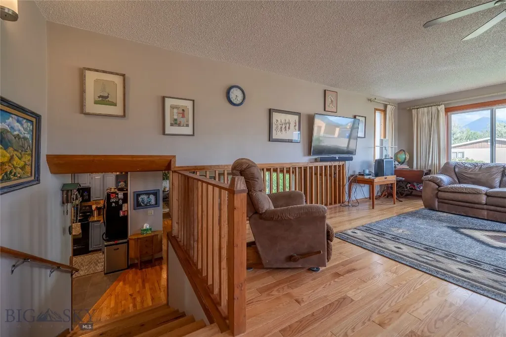 1020 W Gallatin Street Livingston MT 59047