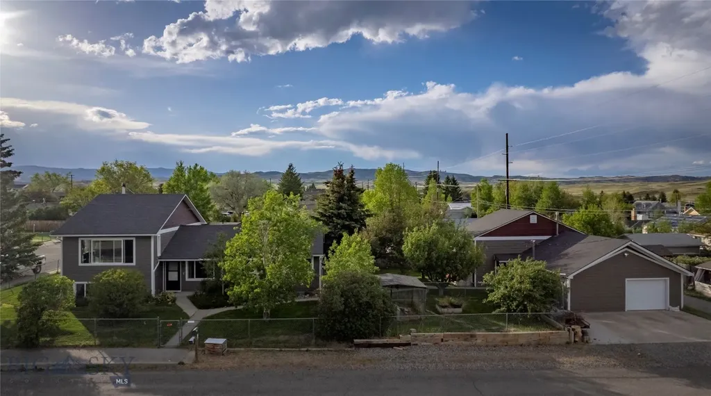 1020 W Gallatin Street Livingston MT 59047