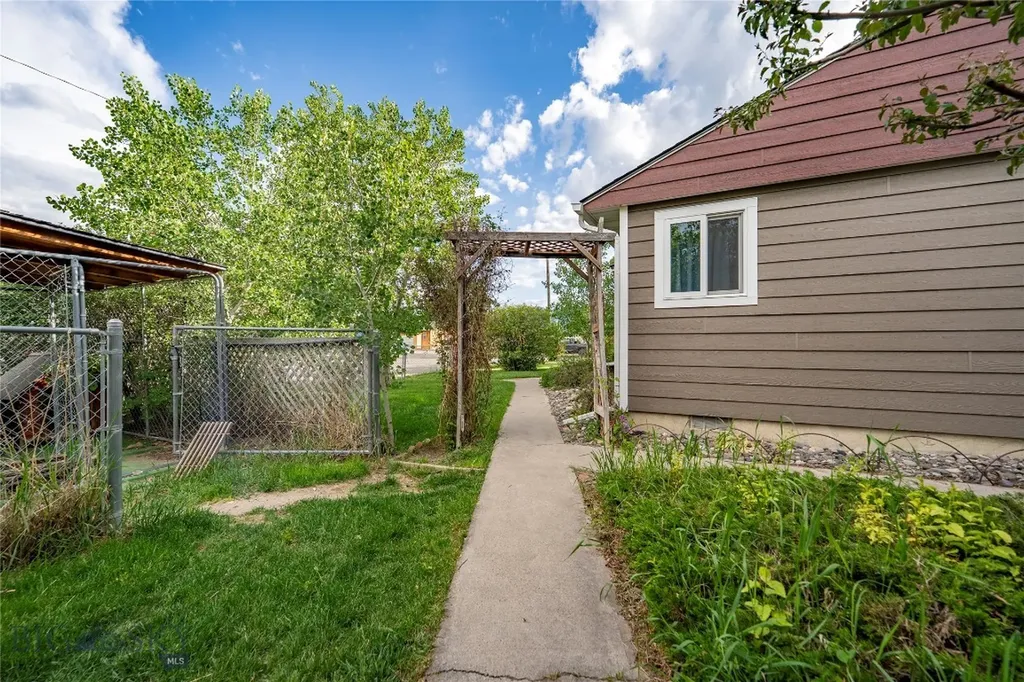 1020 W Gallatin Street Livingston MT 59047