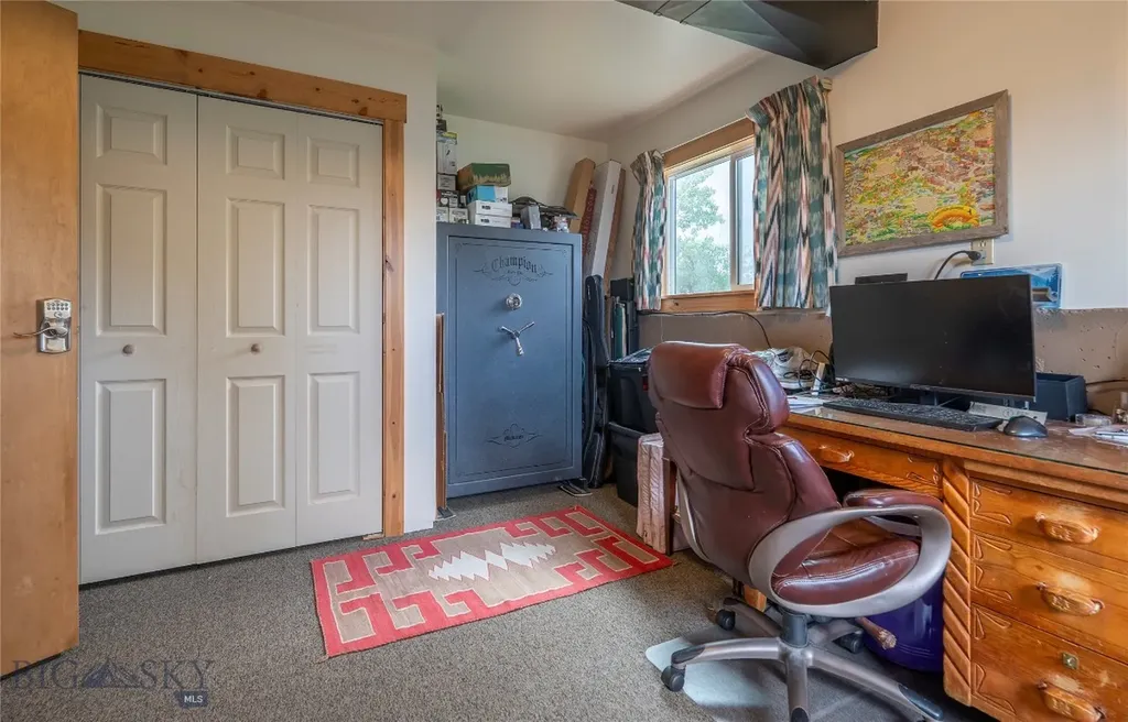 1020 W Gallatin Street Livingston MT 59047