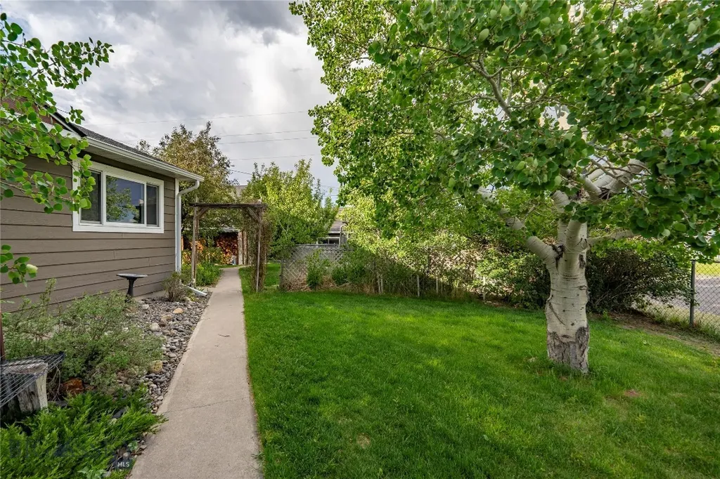 1020 W Gallatin Street Livingston MT 59047