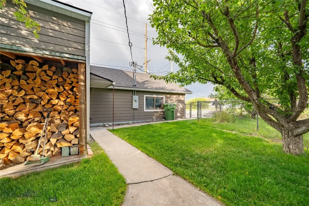 1020 W Gallatin Street Livingston MT 59047