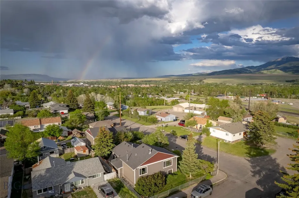 1020 W Gallatin Street Livingston MT 59047