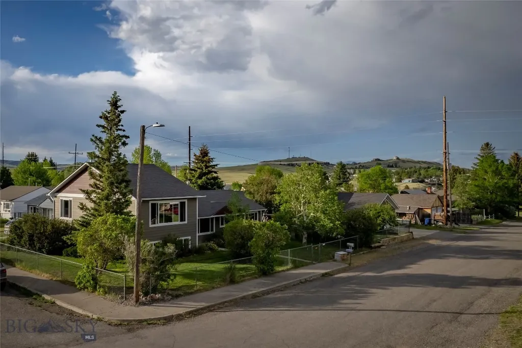 1020 W Gallatin Street Livingston MT 59047