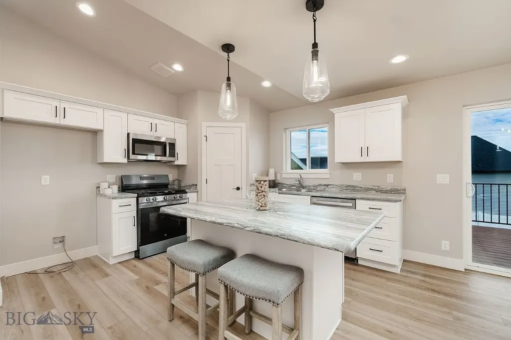 2305 Oriole Drive Belgrade MT 59714
