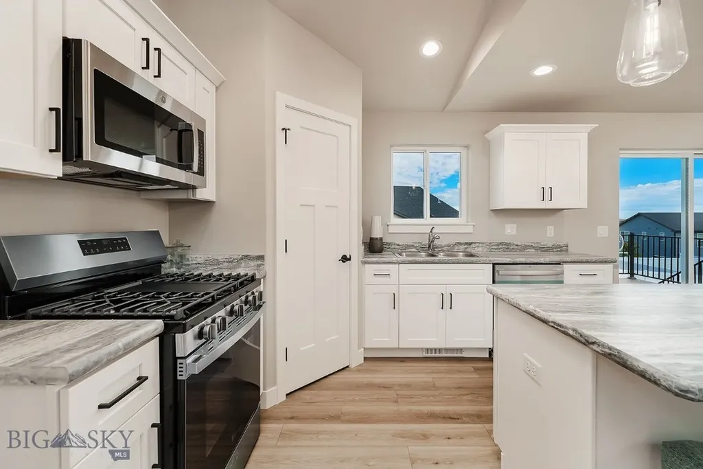 2305 Oriole Drive Belgrade MT 59714