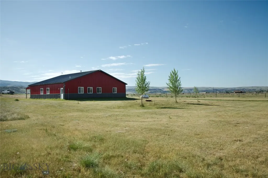 11892 Old Coach Road Three Forks MT 59752