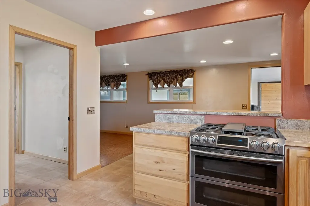 193 Tobe Lane Ennis MT 59729