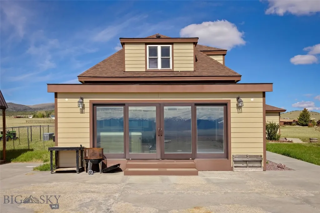 193 Tobe Lane Ennis MT 59729