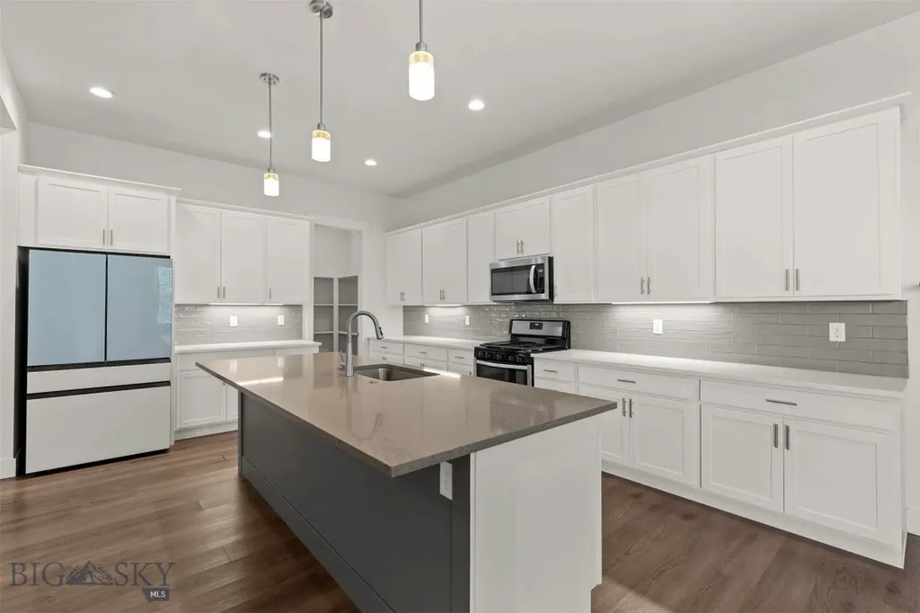 1705 Wyatt Earp Court Belgrade MT 59714