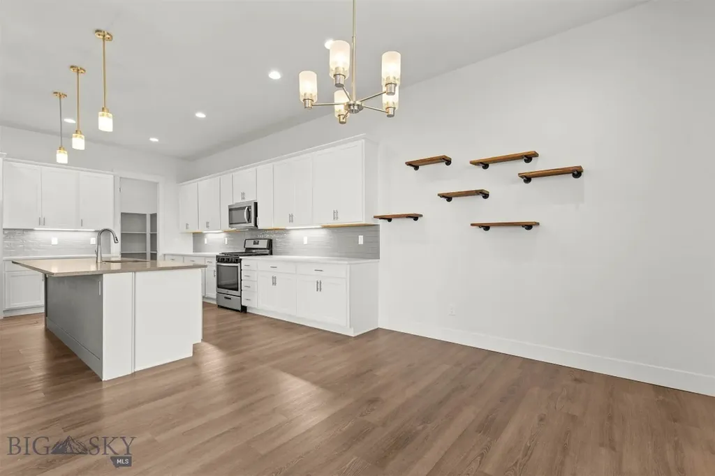 1705 Wyatt Earp Court Belgrade MT 59714