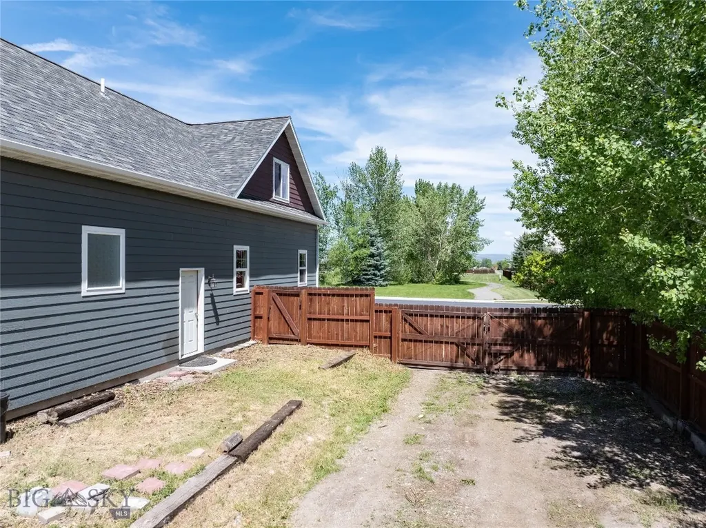 160 Coral Drive Belgrade MT 59714