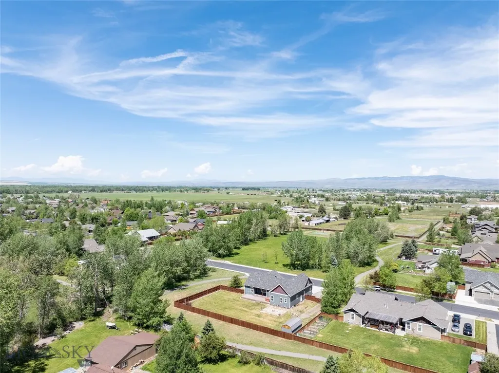 160 Coral Drive Belgrade MT 59714