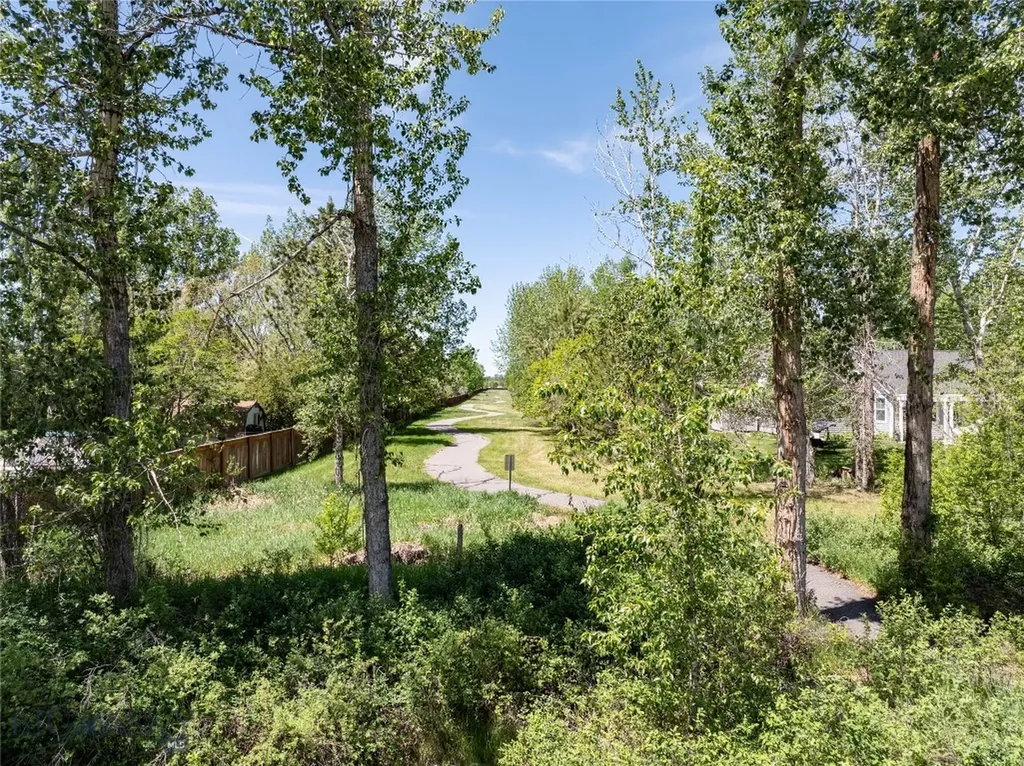 160 Coral Drive Belgrade MT 59714