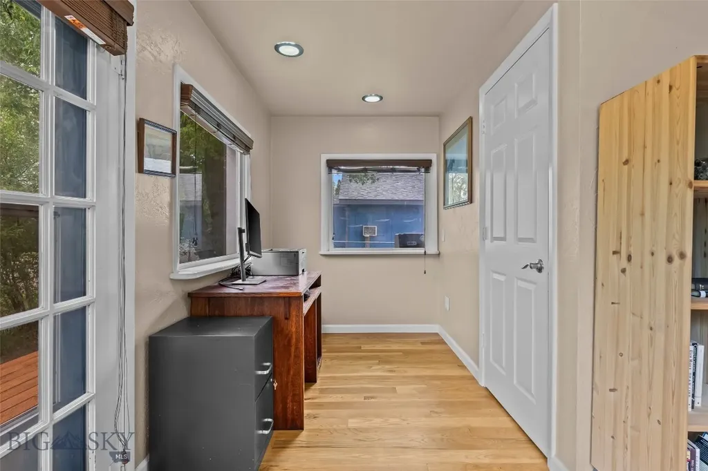 131 S M Street Livingston MT 59047